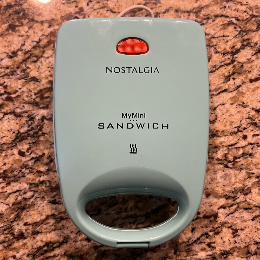 Nostalgia- My Mini Sandwich maker